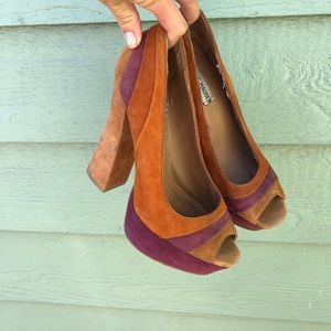 Sexy Seventies style multicolored heels
